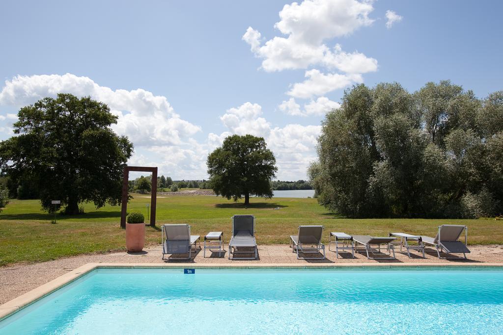 Le Noirlac Saint-Amand-Montrond Exterior photo